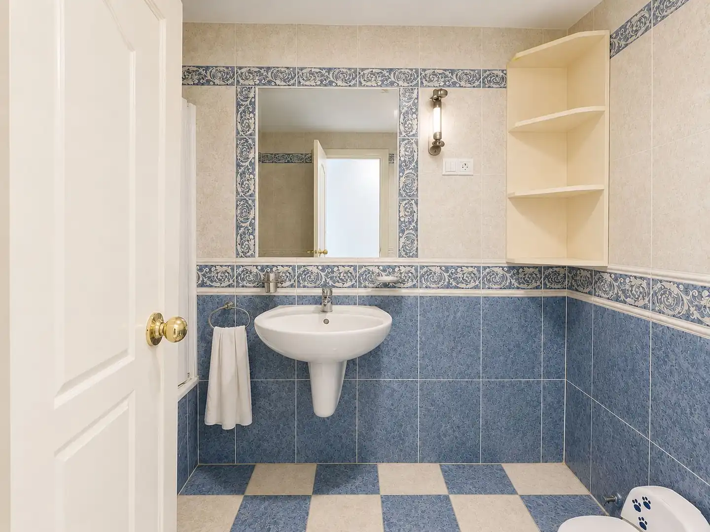 Bany de Apartament en venda en Benalmádena amb Jardí privat i Piscina comunitària