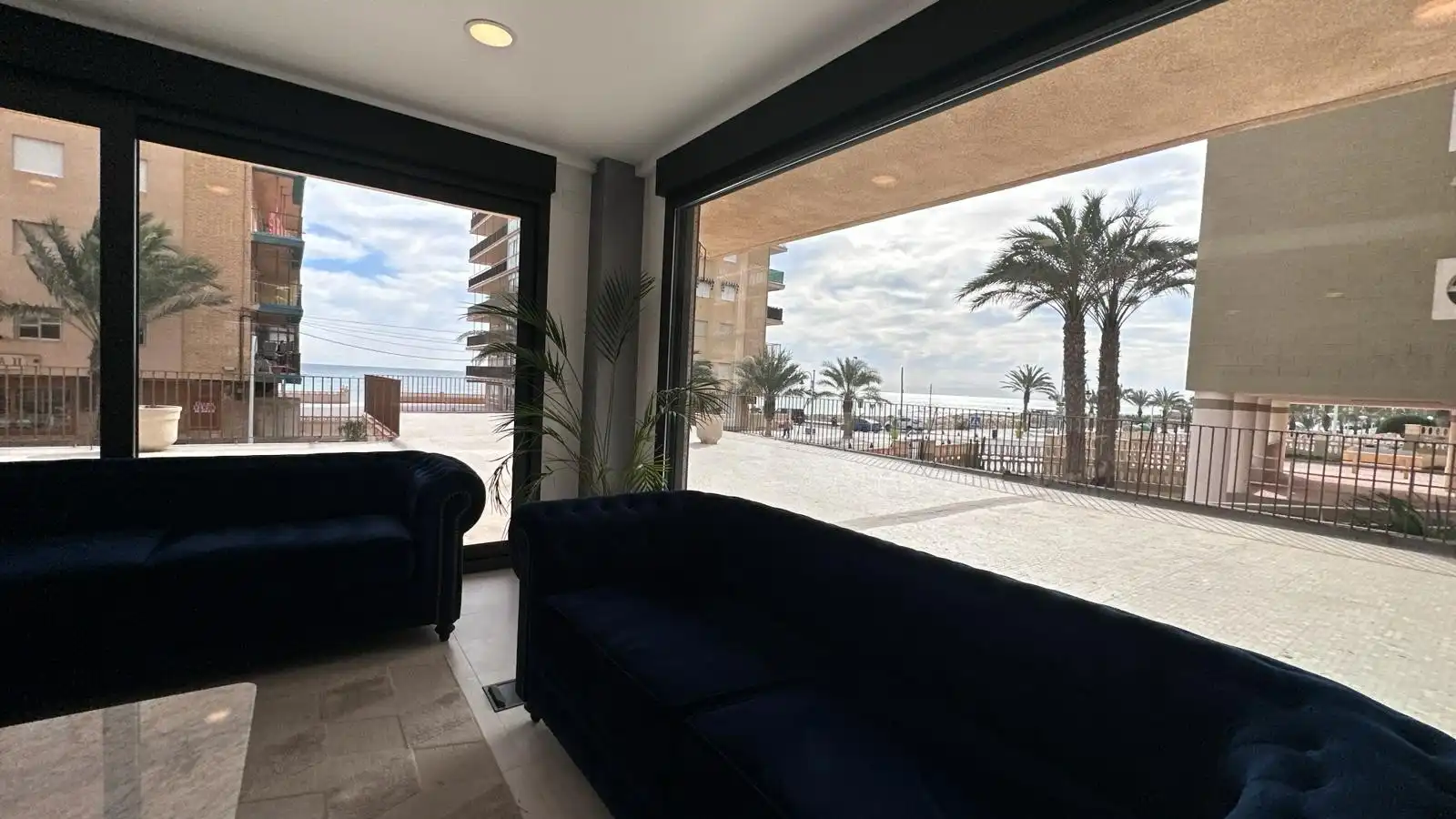 Sala de estar de Local en venta en Elche / Elx con Aire acondicionado