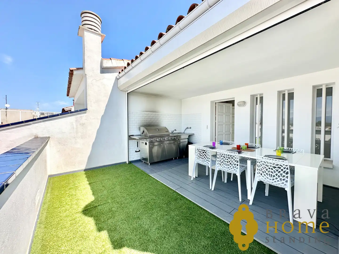 Terrasse von Dachboden zum Verkauf in Empuriabrava mit Klimaanlage, Terrasse und Möbliert