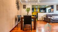 Living room of Flat for sale in Ripollet  with Terrace and Swimming Pool