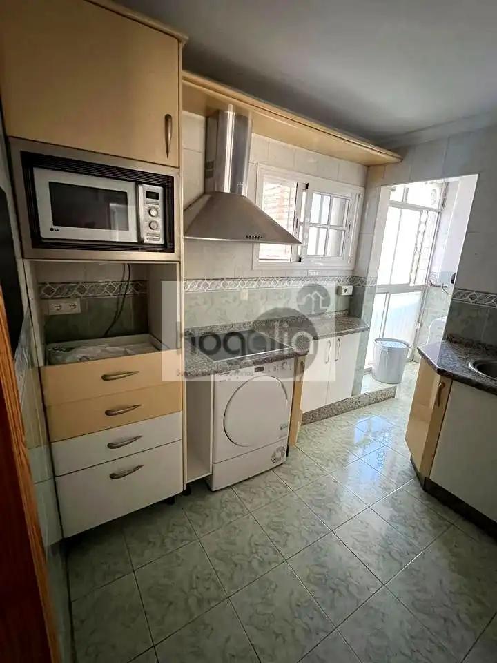 Flat with lift to rent in Sur, imagen 6
