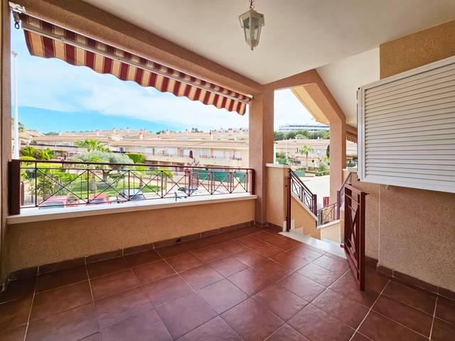 Casa-chalet en Venta en Calle POLONIA en Novamar - Mediterráneo