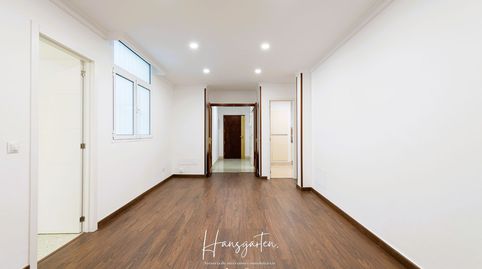 Foto 2 de Piso de alquiler en Triana, Las Palmas de Gran Canaria