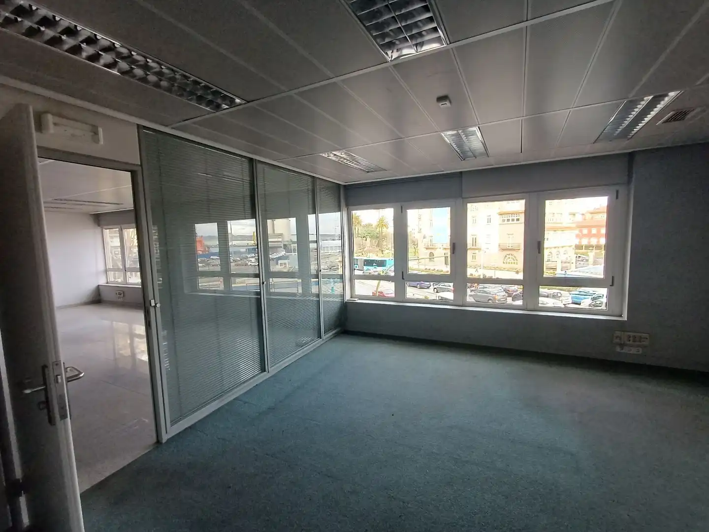 Local comercial en alquiler en Centro - Juan Flórez - Plaza Pontevedra, imagen 3