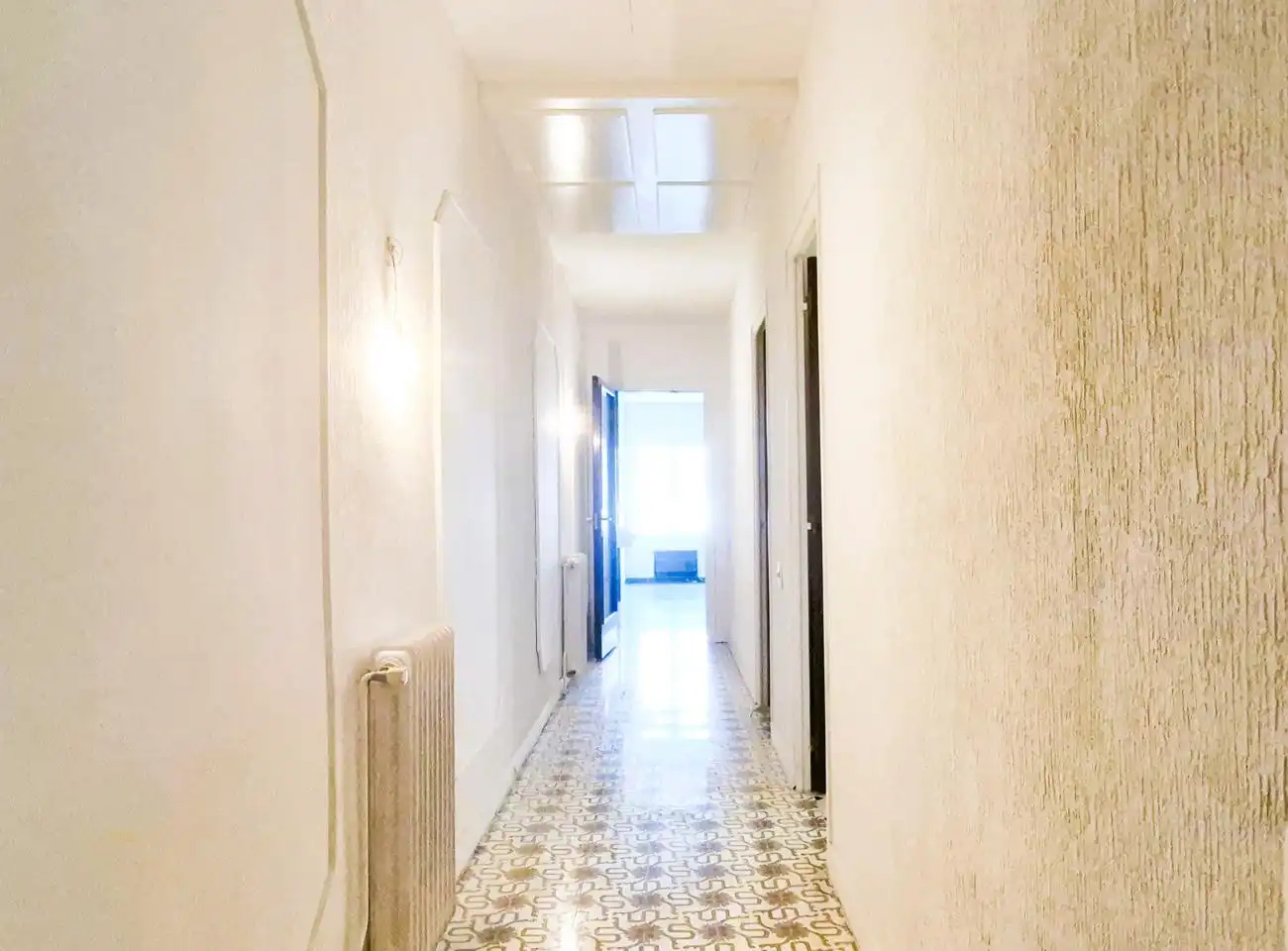 Piso en venta en Terrassa con Calefacción y Balcón