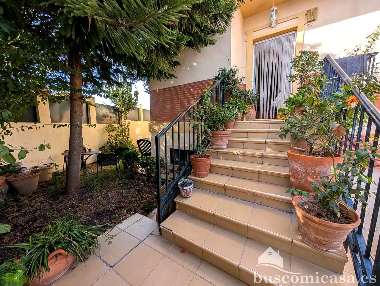Jardí de Casa o xalet en venda en Linares amb Aire condicionat, Calefacció i Jardí privat