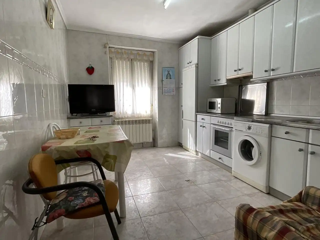 Cocina de Casa o chalet en venta en Santo Domingo de la Calzada con Jardín privado, Trastero y Amueblado