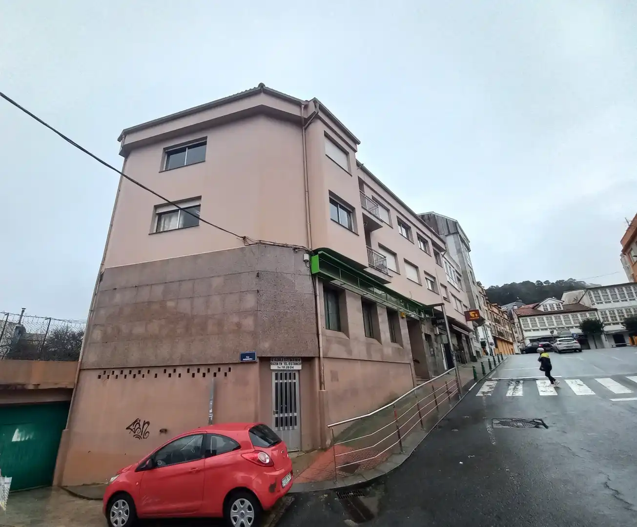 Außenansicht von Gebäude zum Verkauf in Miño