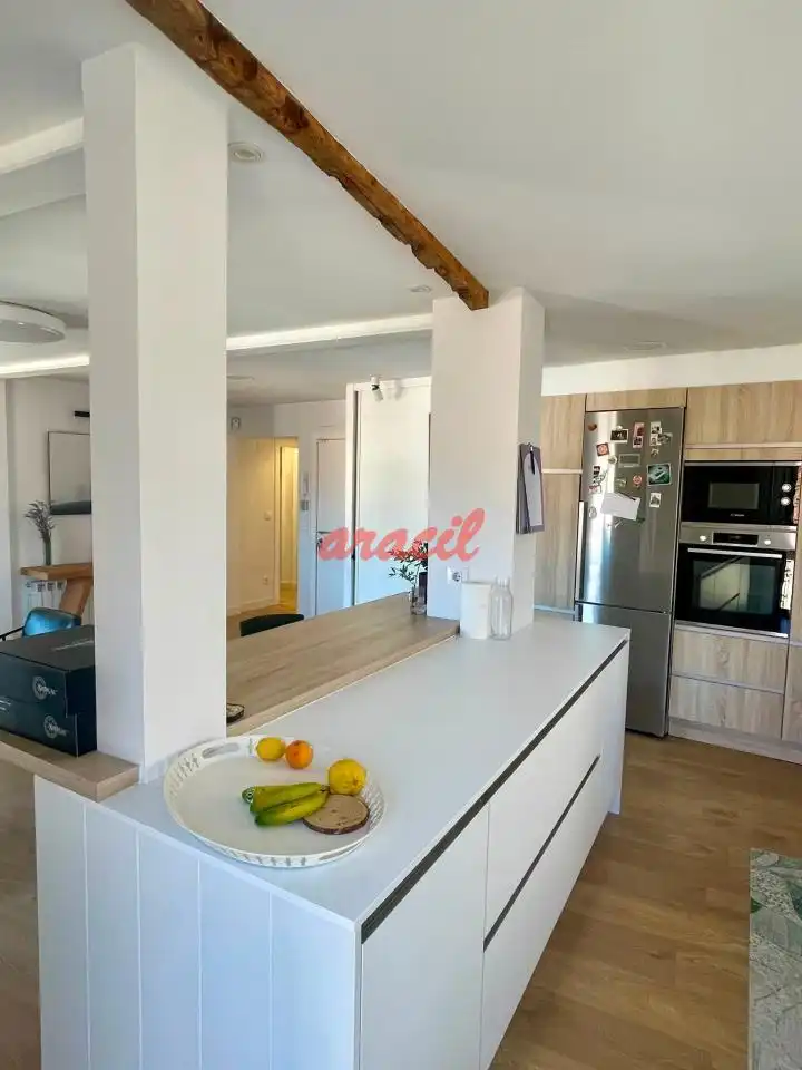Kitchen of Flat for rent in Ourense Capital   with Air Conditioner, Heating and Furnished