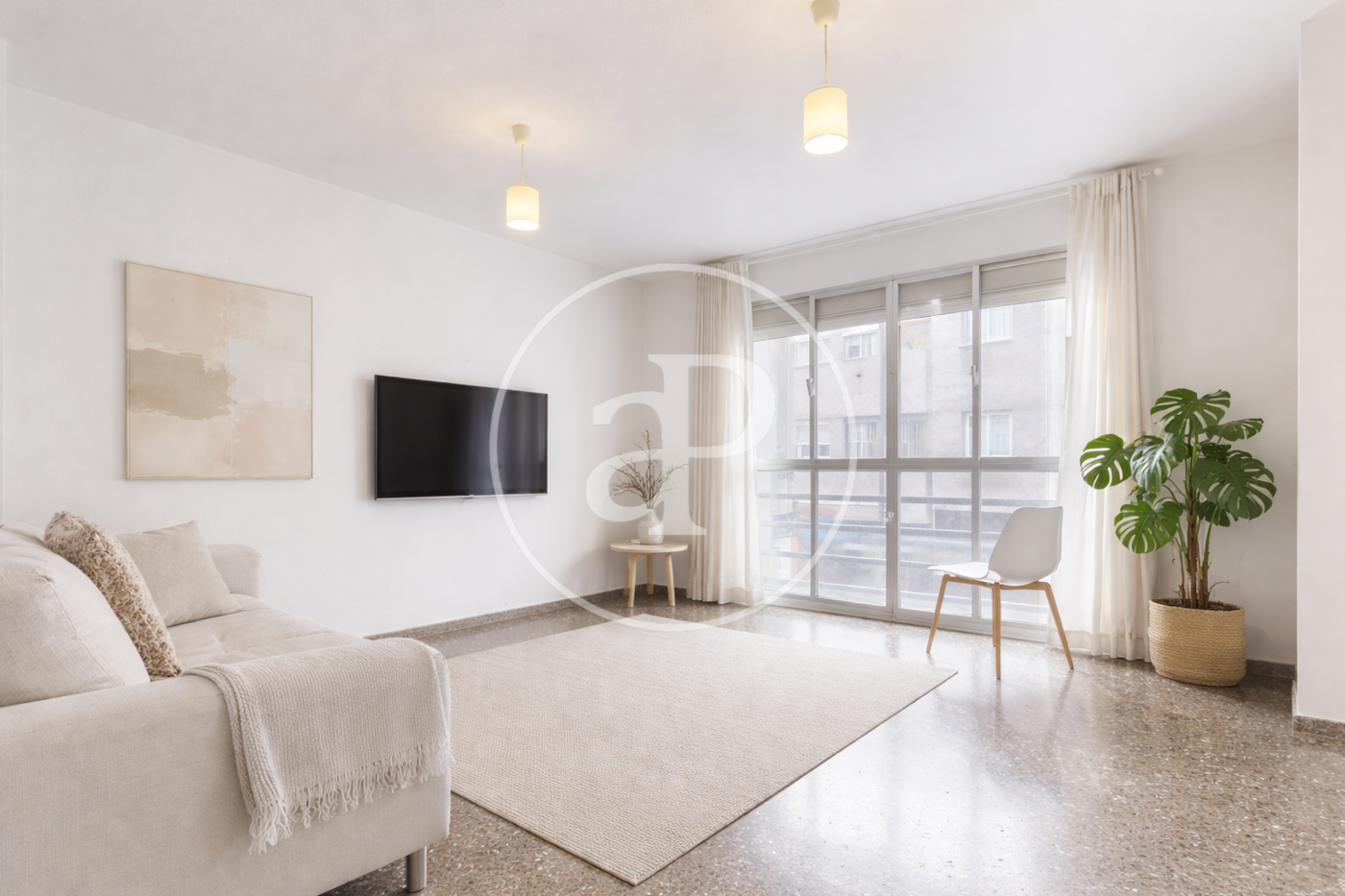 Vista exterior de Pis en venda en  Valencia Capital amb Calefacció i Balcó