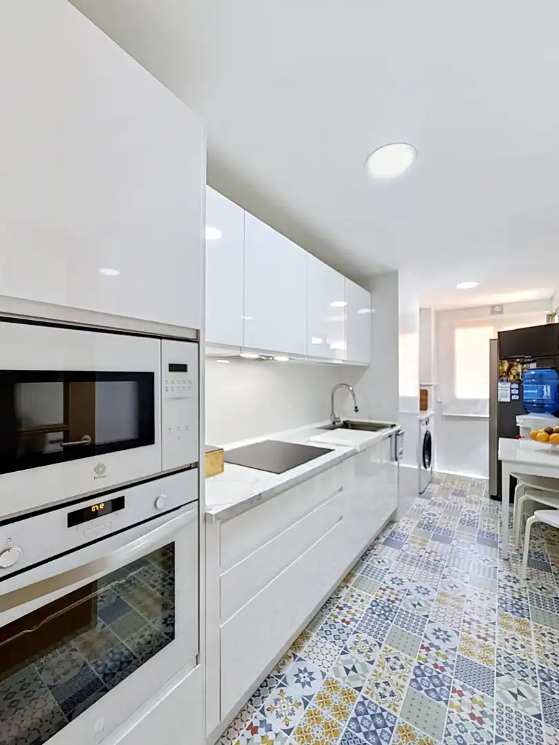 Kitchen of Flat for sale in Málaga  with Air Conditioner, Terrace and Oven