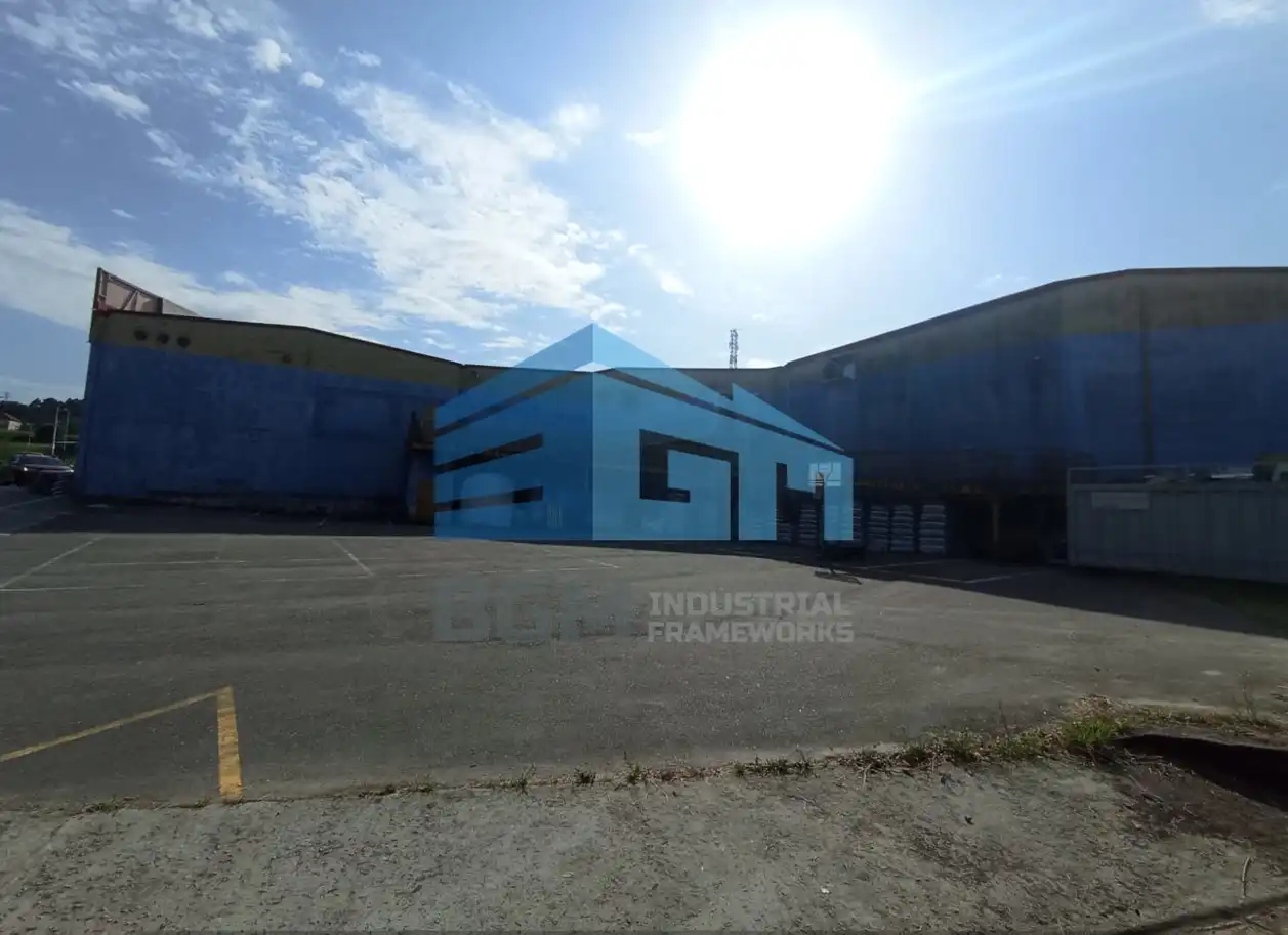 Vista exterior de Nau industrial de lloguer en Pontevedra Capital 