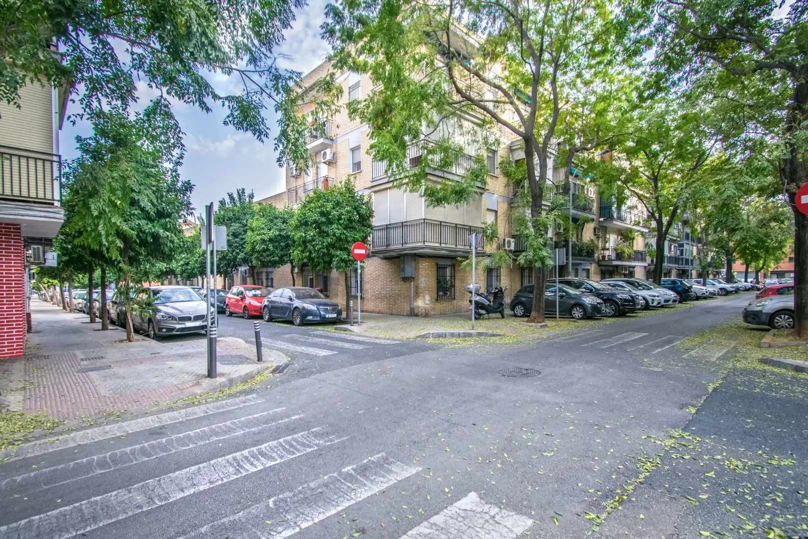 Exterior view of Flat for sale in Sevilla  with Air Conditioner and Terrace