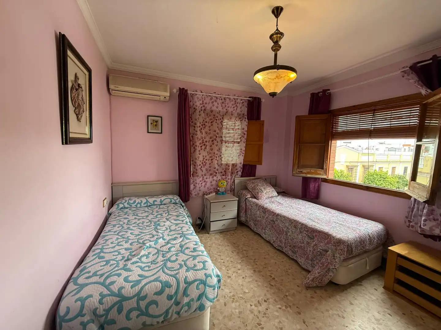 Habitación de Dúplex en venta en Dos Hermanas con Aire acondicionado, Calefacción y Terraza