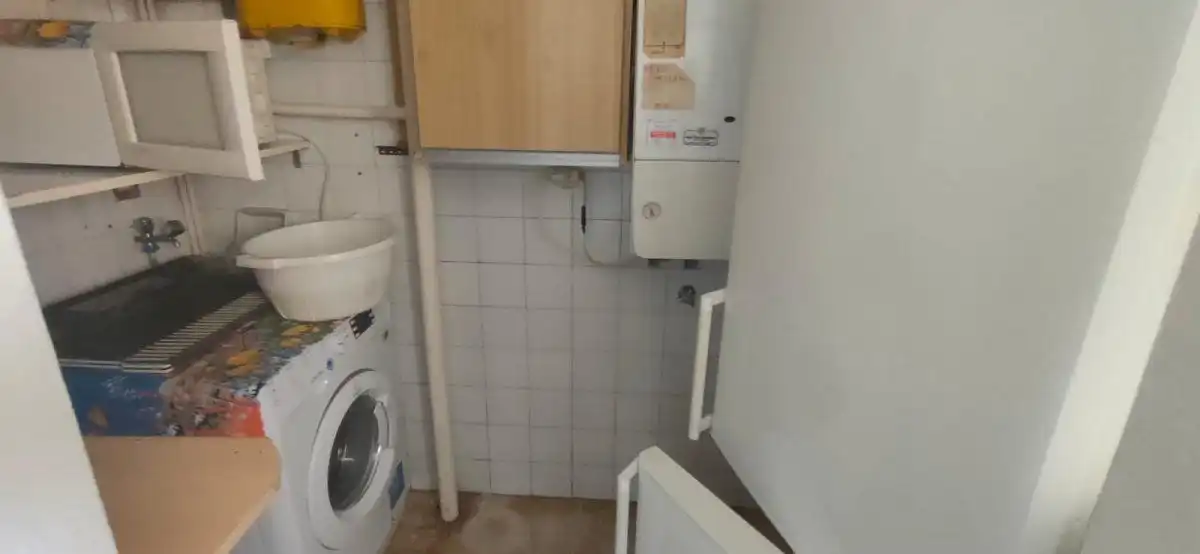 Bany de Pis en venda en Manresa amb Calefacció, Moblat i Balcó