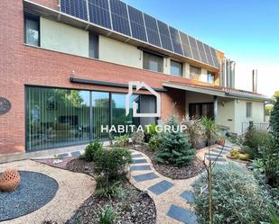 Exterior view of House or chalet for sale in Fornells de la Selva  with Air Conditioner, Heating and Private garden
