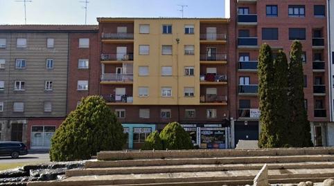 Foto 2 de Edificio en venta en Avenida Alc M Castaño, 54, San Claudio - La Chantría, León