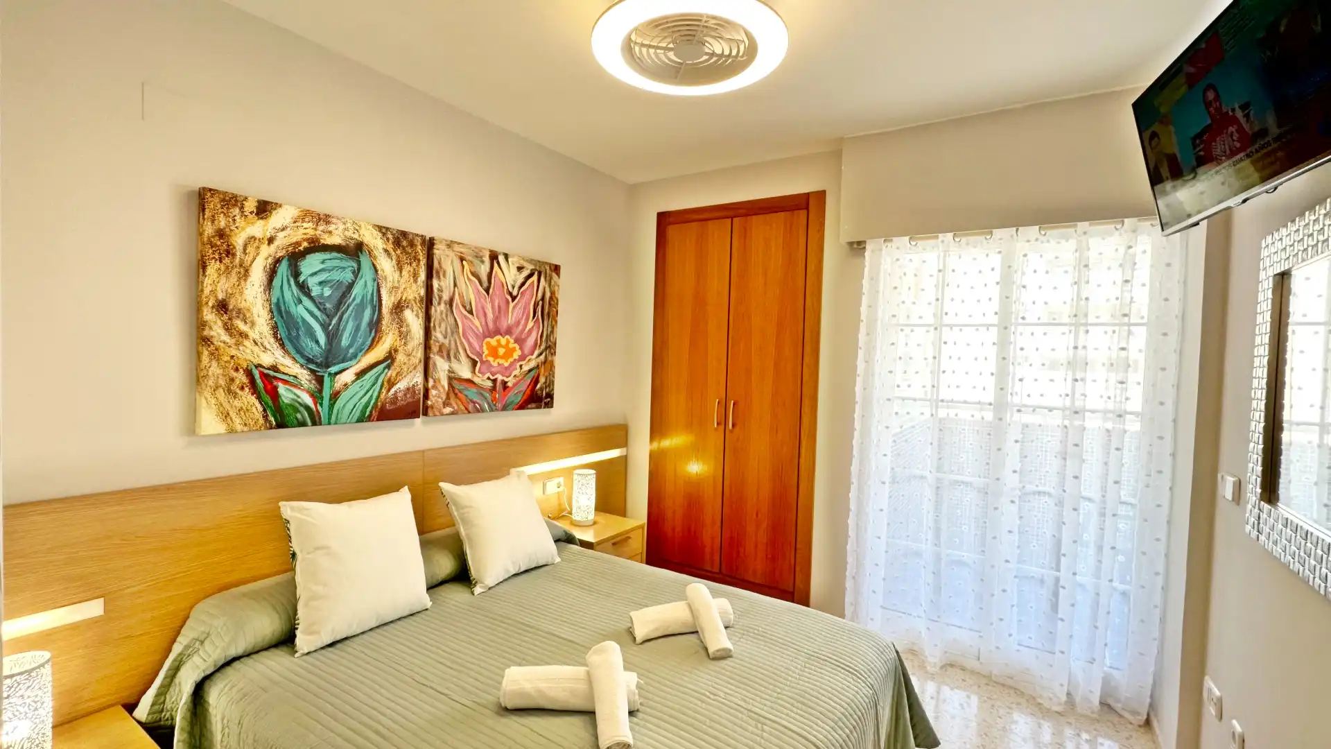 Habitación de Apartamento de alquiler en Gandia con Aire acondicionado, Calefacción y Terraza