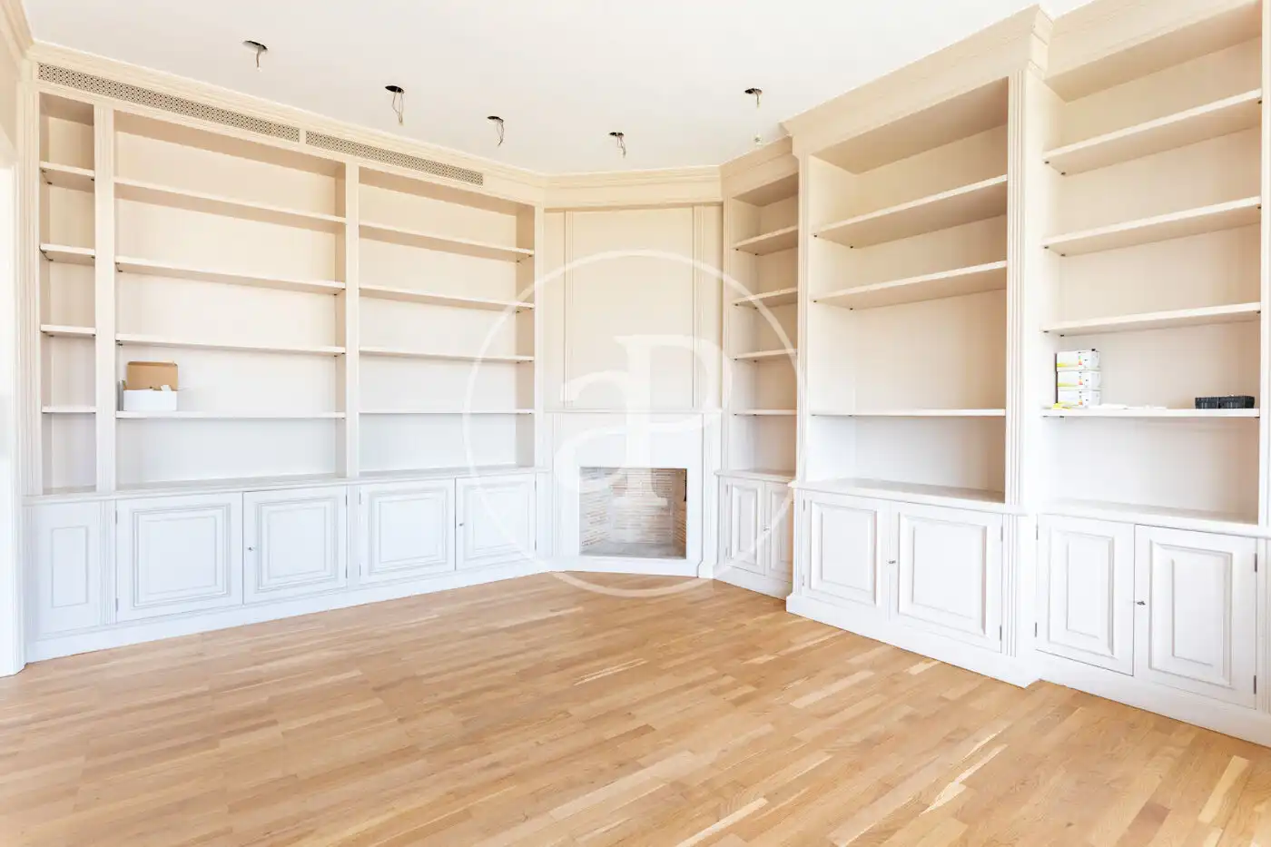 Living room of Flat for rent in Barcelona  with Air Conditioner, Heating and Private garden