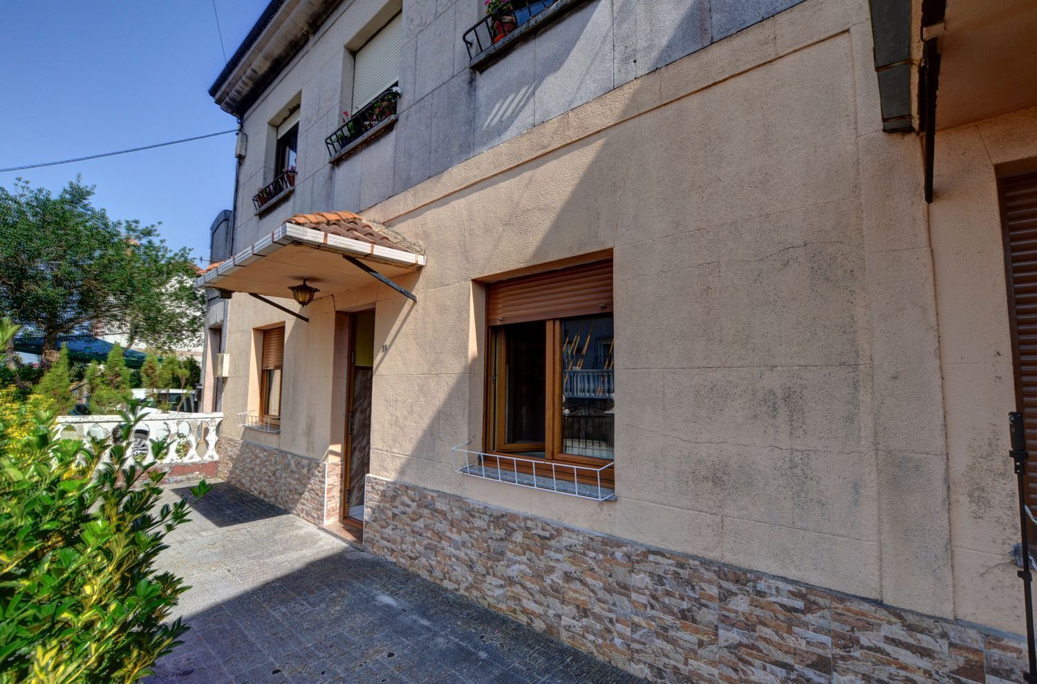 Exterior view of House or chalet for sale in Siero  with Heating, Terrace and Swimming Pool