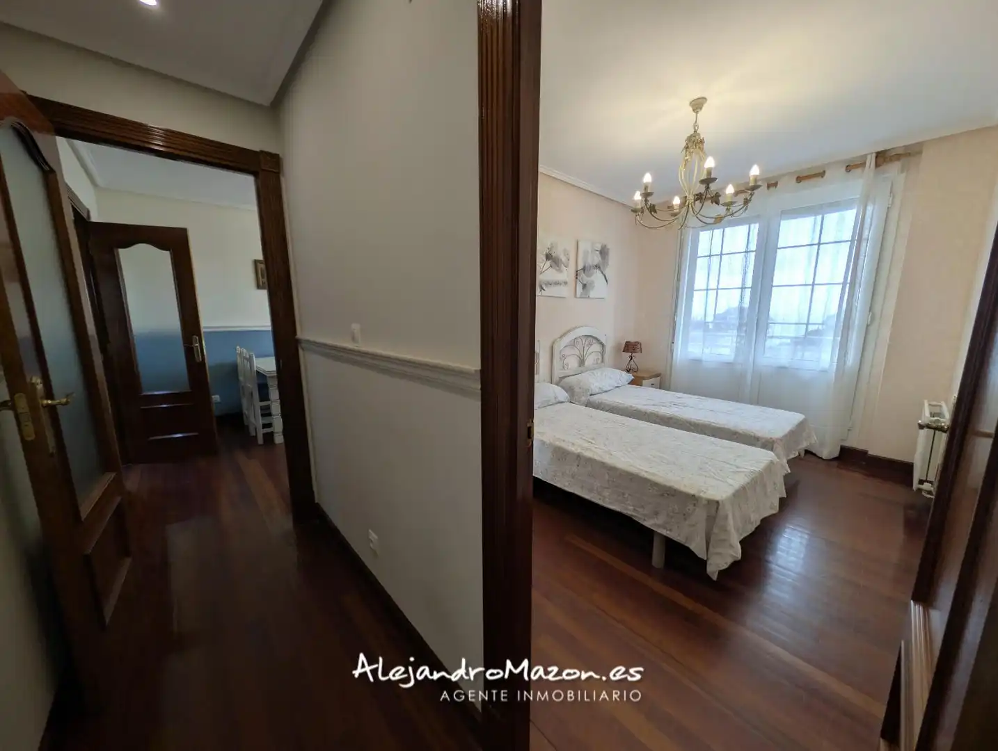 Bedroom of Flat for rent in Castro-Urdiales  with Heating, Terrace and Swimming Pool