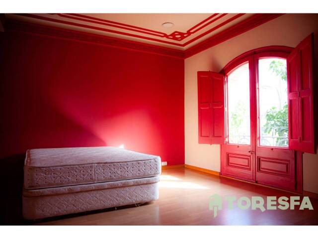 Piso en Venta en Marquès de l´Argentera en Sant Pere, Sta. Caterina i la Ribera