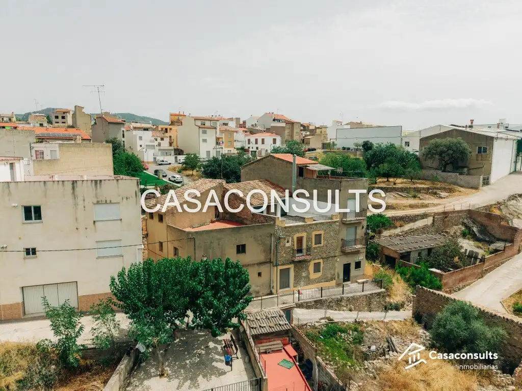 Vista exterior de Casa o chalet en venta en Figueroles con Terraza, Amueblado y Balcón