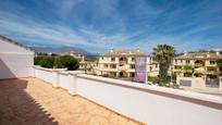 Vista exterior de Casa adosada en venda en Casares amb Aire condicionat i Terrassa