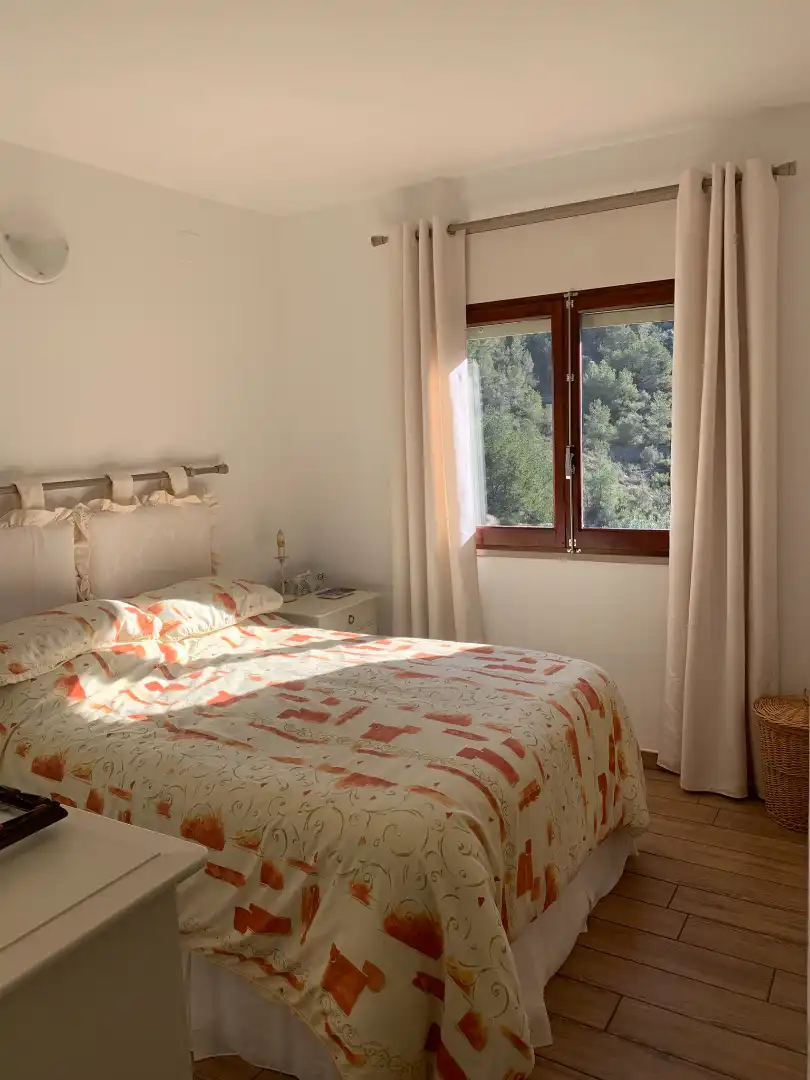 Dormitori de Finca rústica en venda en Tortosa amb Aire condicionat, Calefacció i Jardí privat