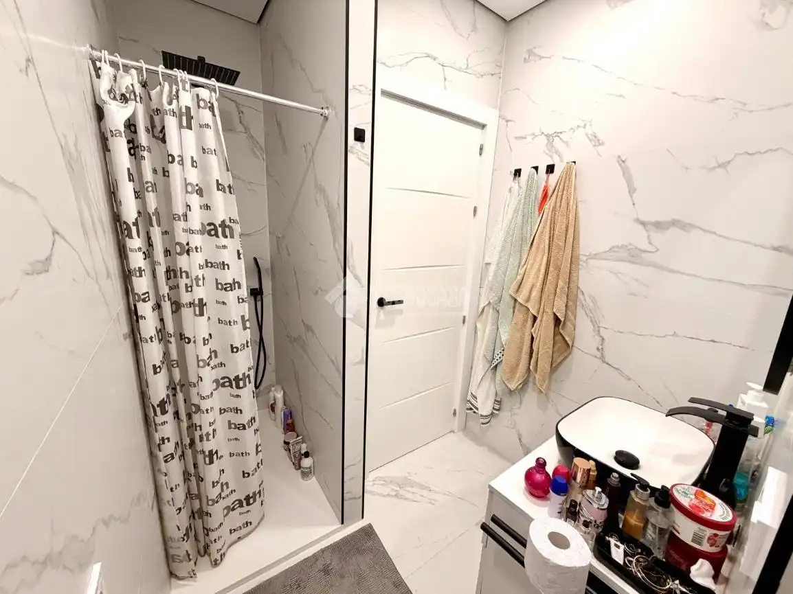Piso con ascensor en venta en C. Eulalio Ferrer, imagen 9