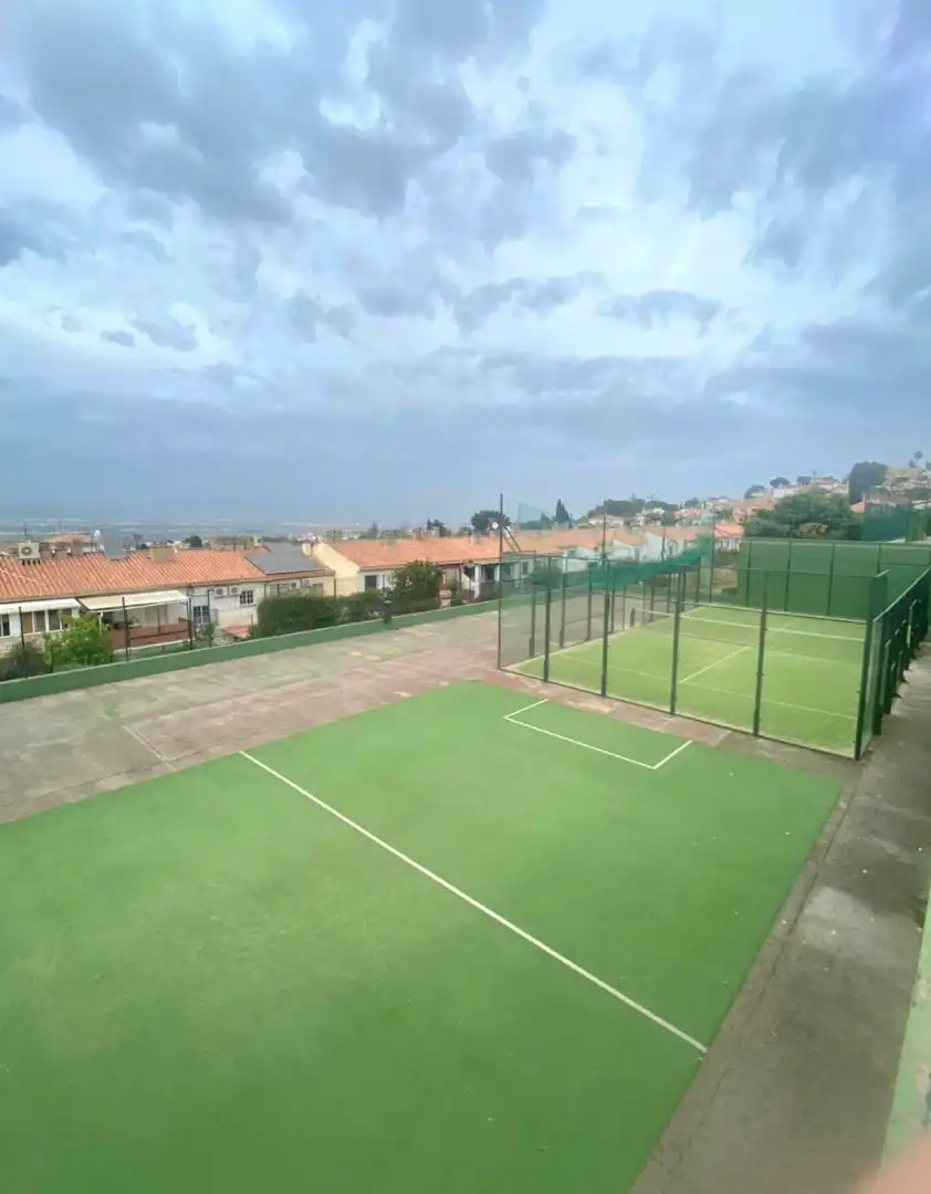 Terrassa de Casa adosada en venda en Alhaurín de la Torre amb Aire condicionat, Terrassa i Traster