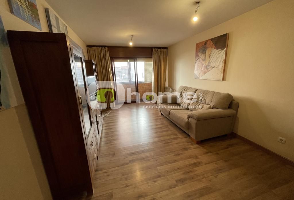 Living room of Flat for sale in Zamora Capital   with Heating, Parquet flooring and Terrace