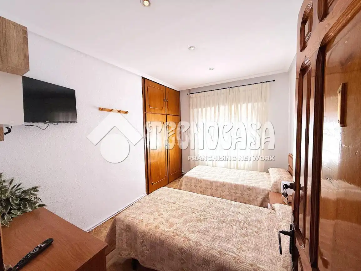 Habitación de Casa o chalet en venta en Torrejoncillo del Rey con Aire acondicionado, Calefacción y Jardín privado