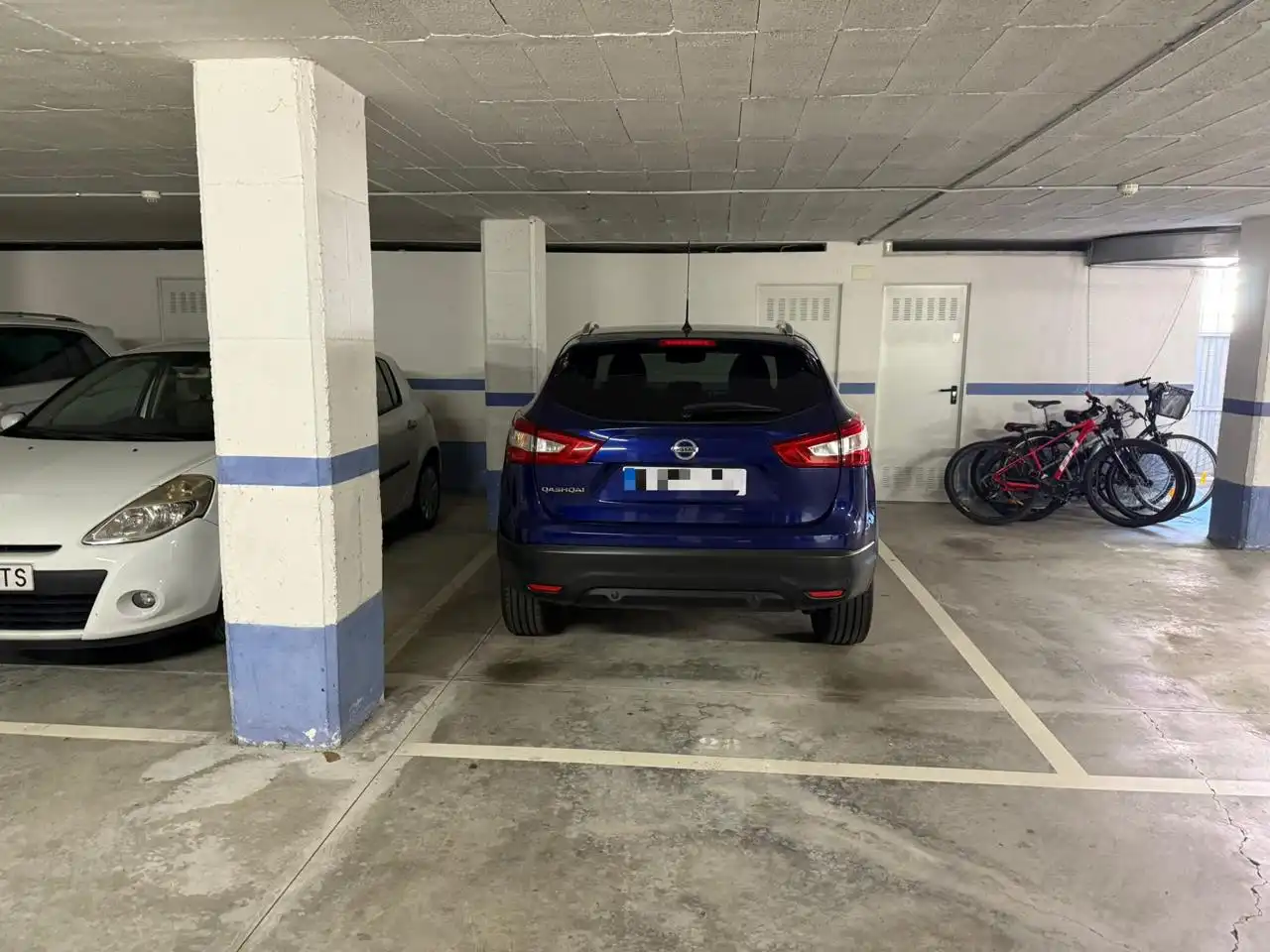Parking de Ático en venta en Castro-Urdiales con Calefacción, Terraza y Trastero