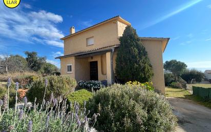 Vista exterior de Casa o xalet en venda en L'Ametlla del Vallès amb Calefacció, Jardí privat i Terrassa