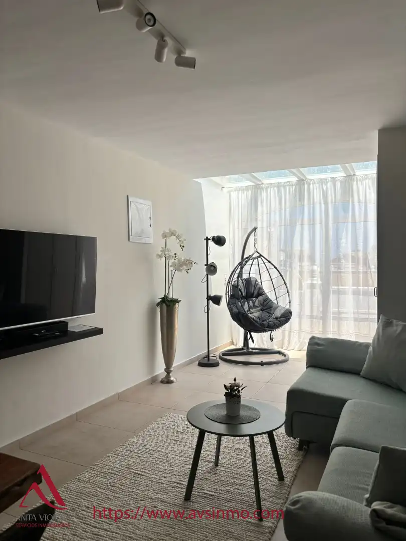Sala de estar de Piso en venta en Torrevieja con Aire acondicionado, Jardín privado y Terraza