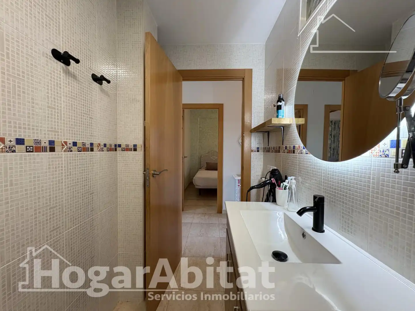 Baño de Piso en venta en Tavernes de la Valldigna con Terraza y Balcón