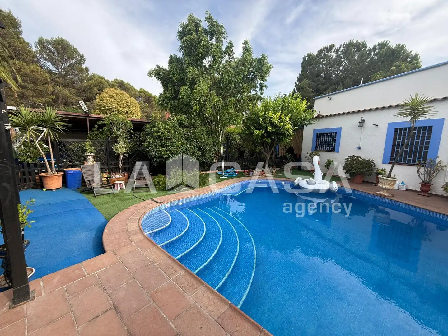 Chalet con piscina en venta en Cerros de Montequinto
