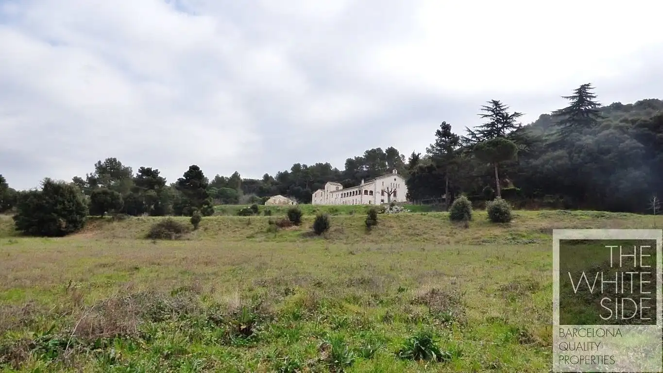 Finca rústica en venda en La Roca del Vallès amb Jardí privat, Terrassa i Traster
