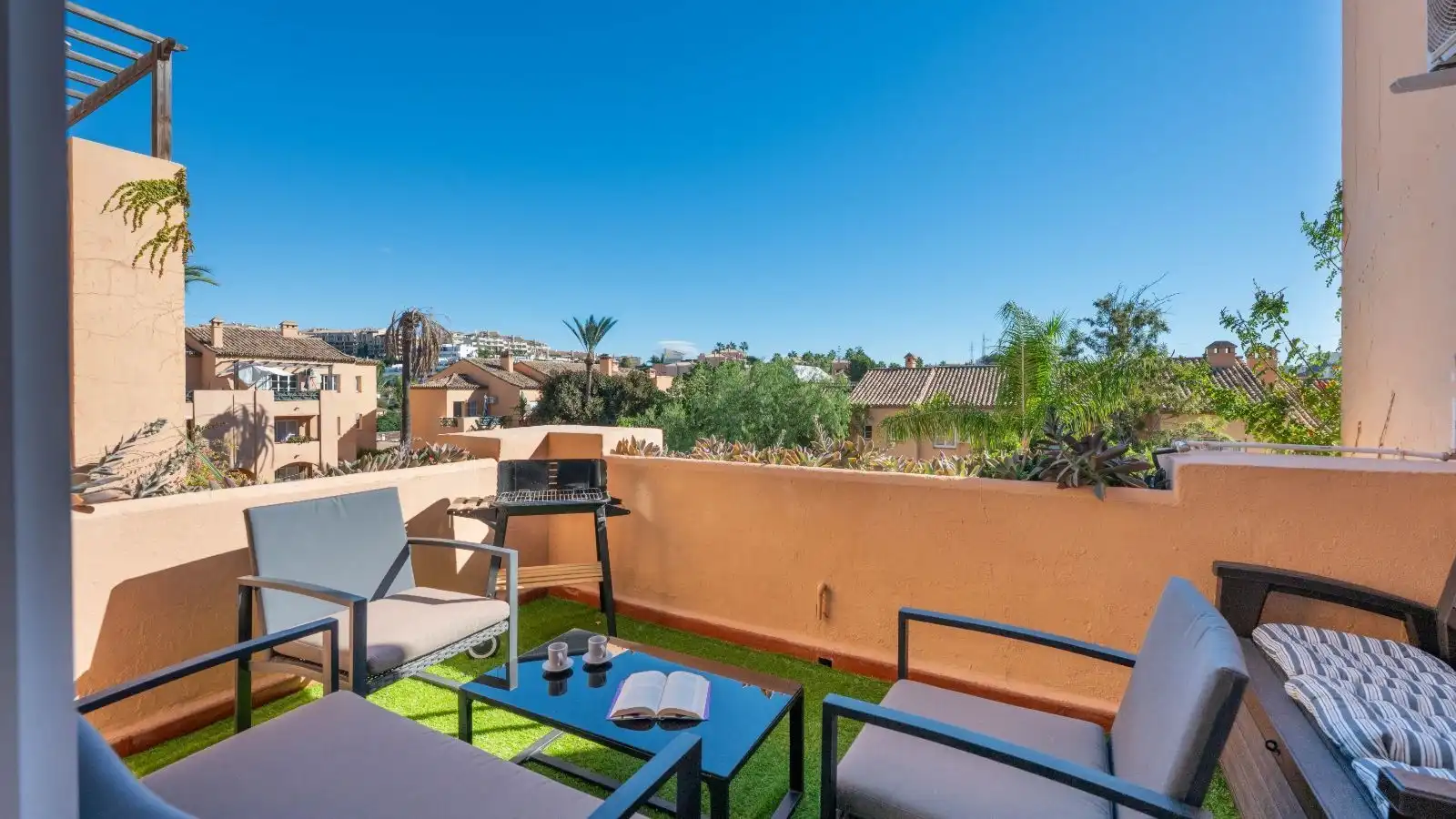 Apartment with pool for sale in Riviera del Sol, imagen 10