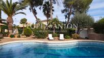 Exterior view of House or chalet for sale in L'Eliana  with Air Conditioner, Terrace and Swimming Pool