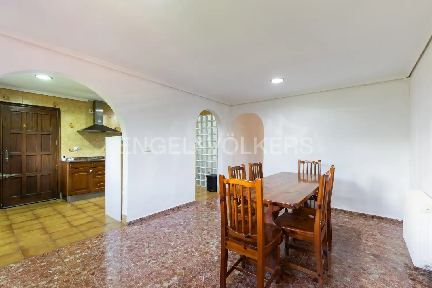 Comedor de Casa o chalet en venta en Benicasim / Benicàssim con Aire acondicionado, Calefacción y Jardín privado