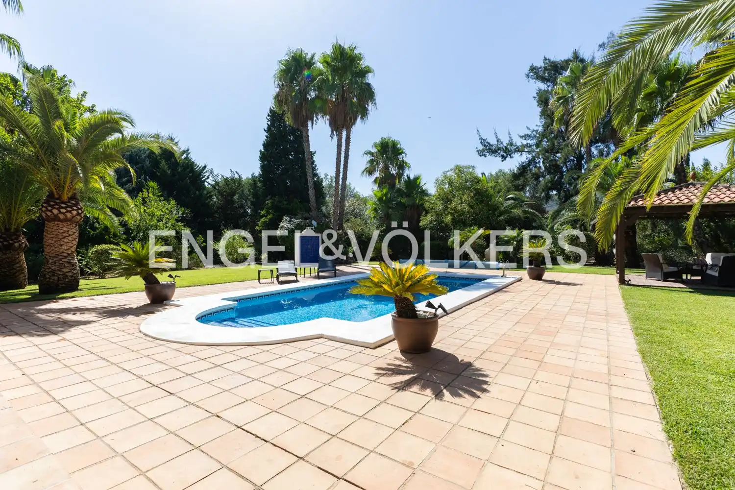 Swimming pool of Houses for sale in Pedreguer  with Air Conditioner, Heating and Private garden