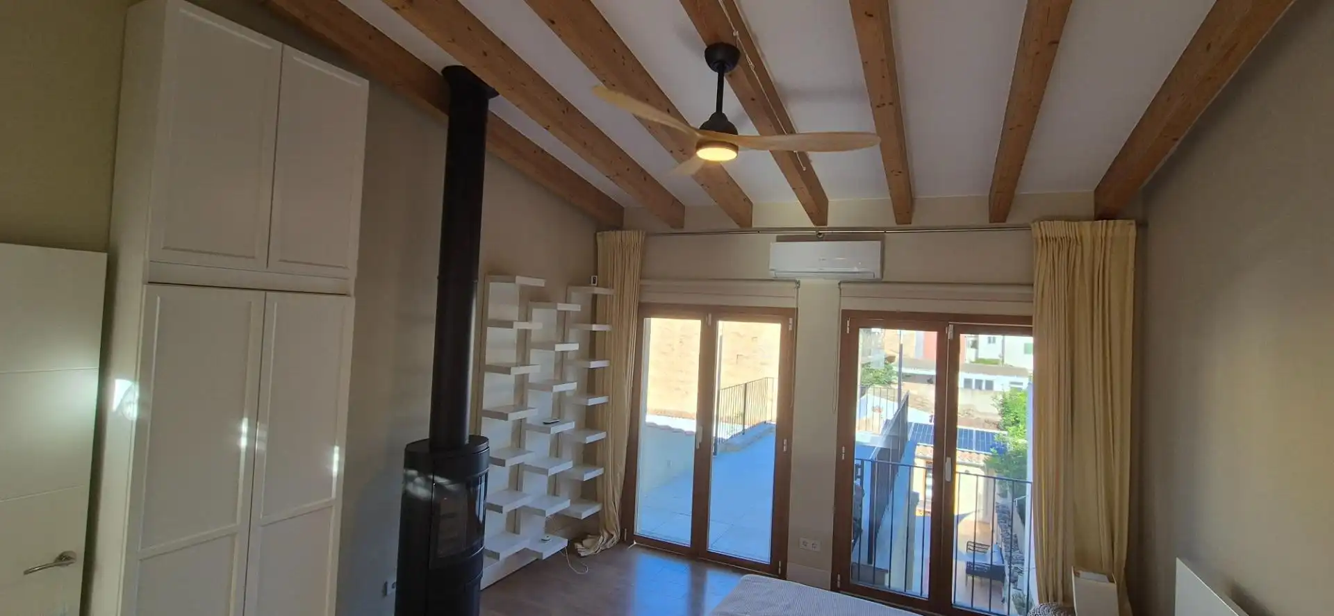 Sala de estar de Finca rústica en venta en Alaró con Aire acondicionado, Calefacción y Terraza