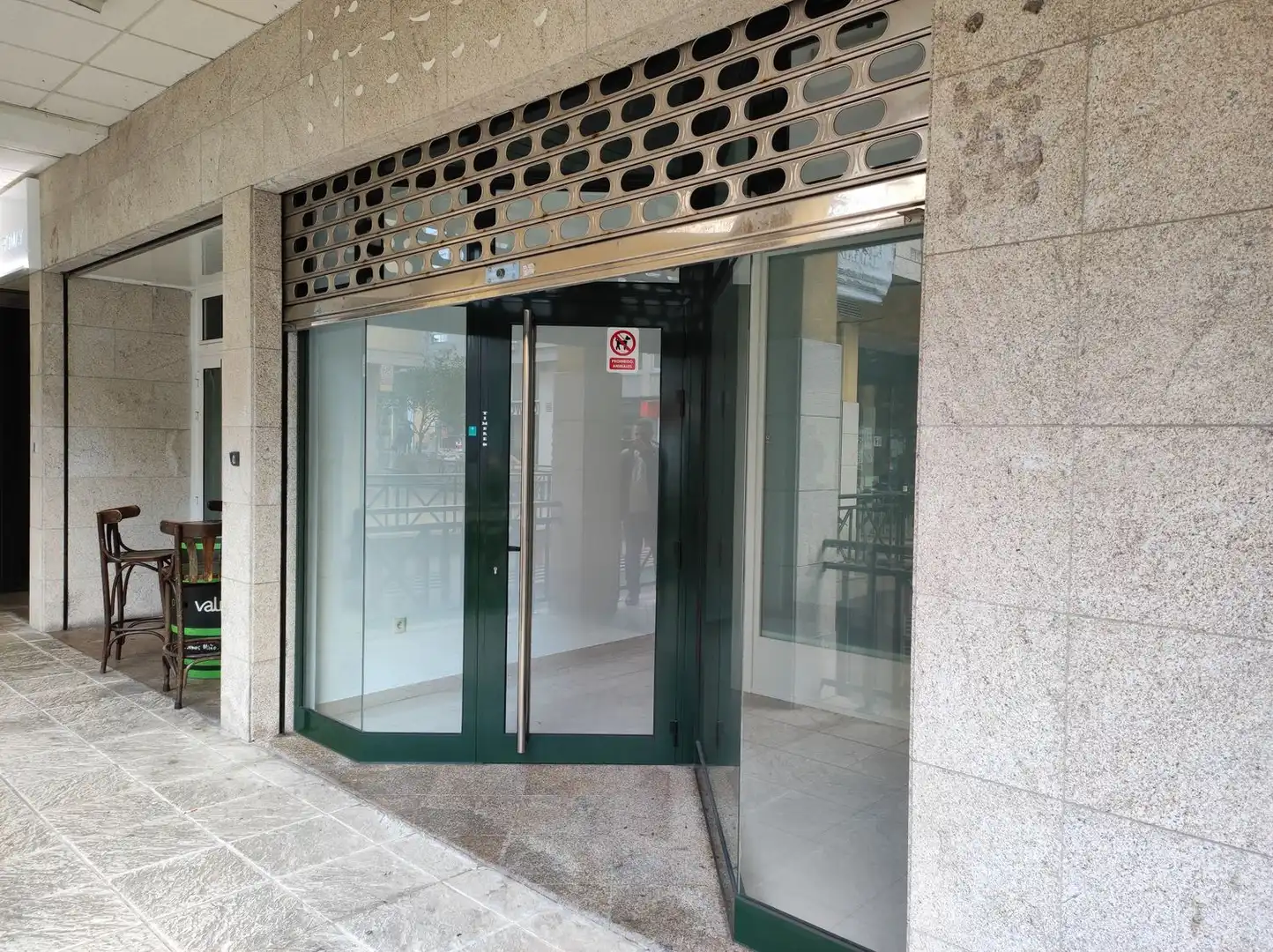 Locale commerciale in affitto a Avenida del Balneario