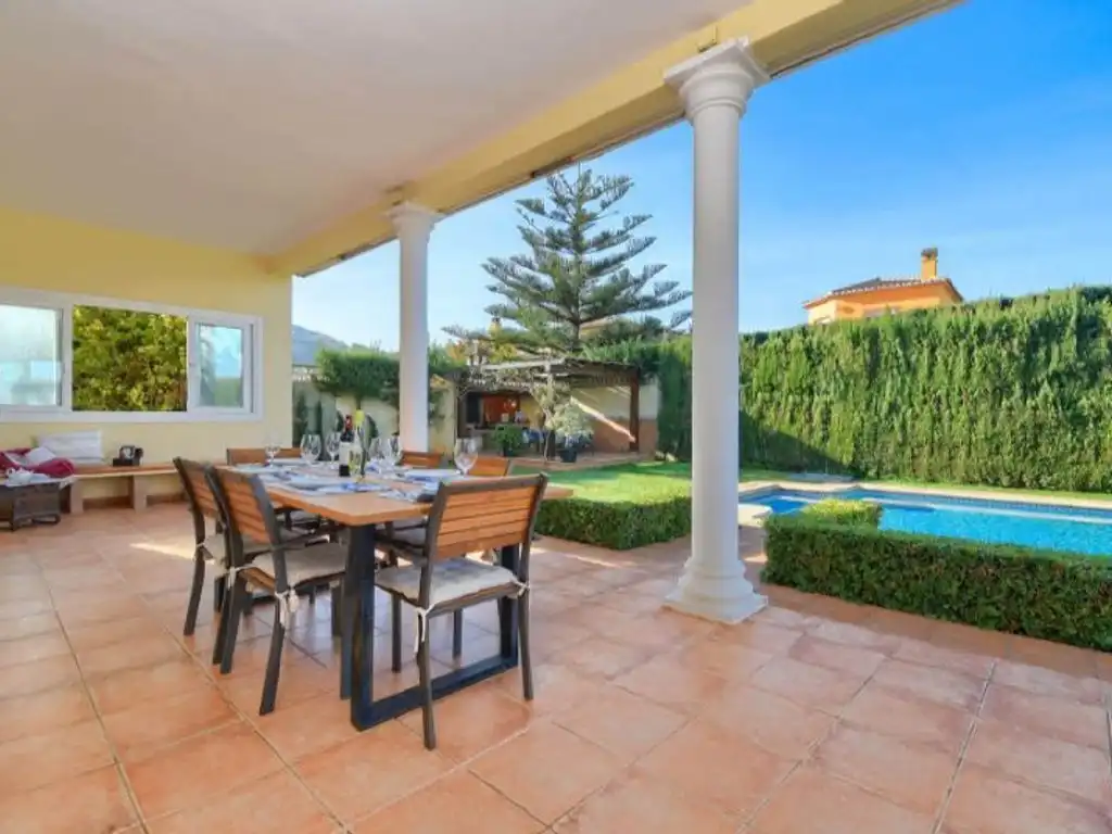 Villa con piscina in vendita a El Montgó, imagen 3