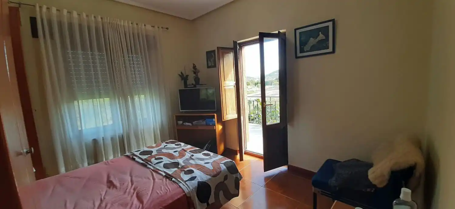 Bedroom of Houses for sale in Argoños   with Heating, Terrace and Furnished