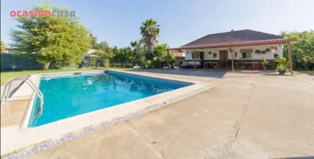 Schwimmbecken von Haus oder Chalet zum Verkauf in Córdoba mit Abstellraum und Schwimmbad