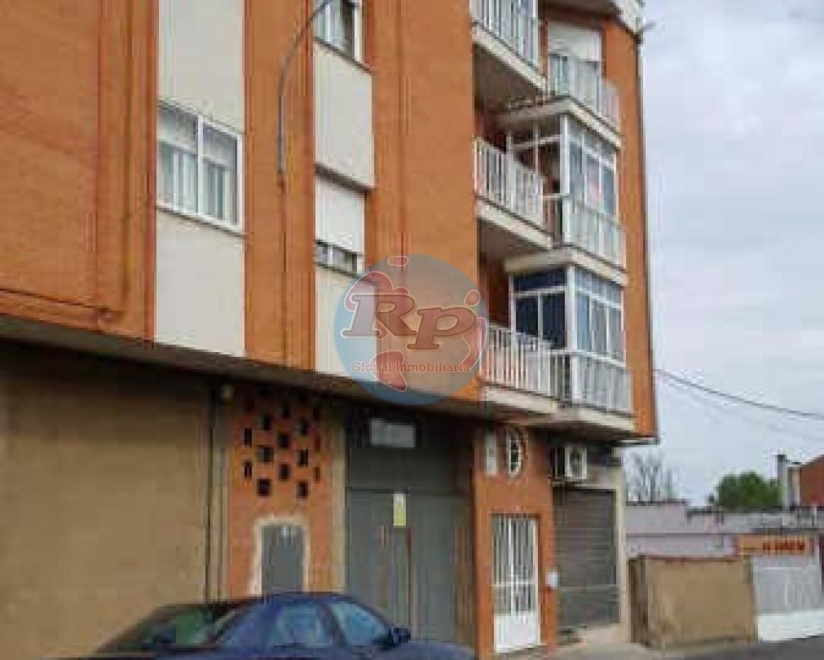 Exterior view of Flat for sale in Villaquilambre  with Storage room