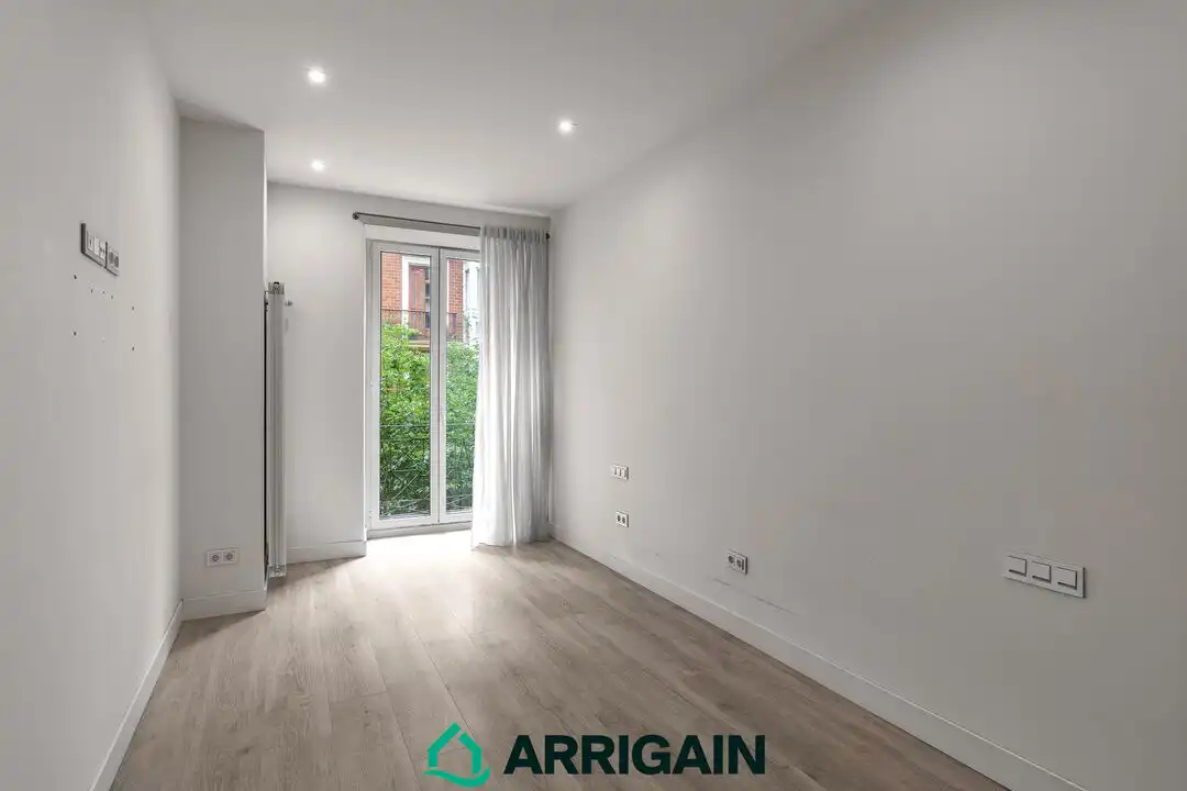 Habitación de Piso en venta en Donostia - San Sebastián  con Calefacción, Terraza y Trastero